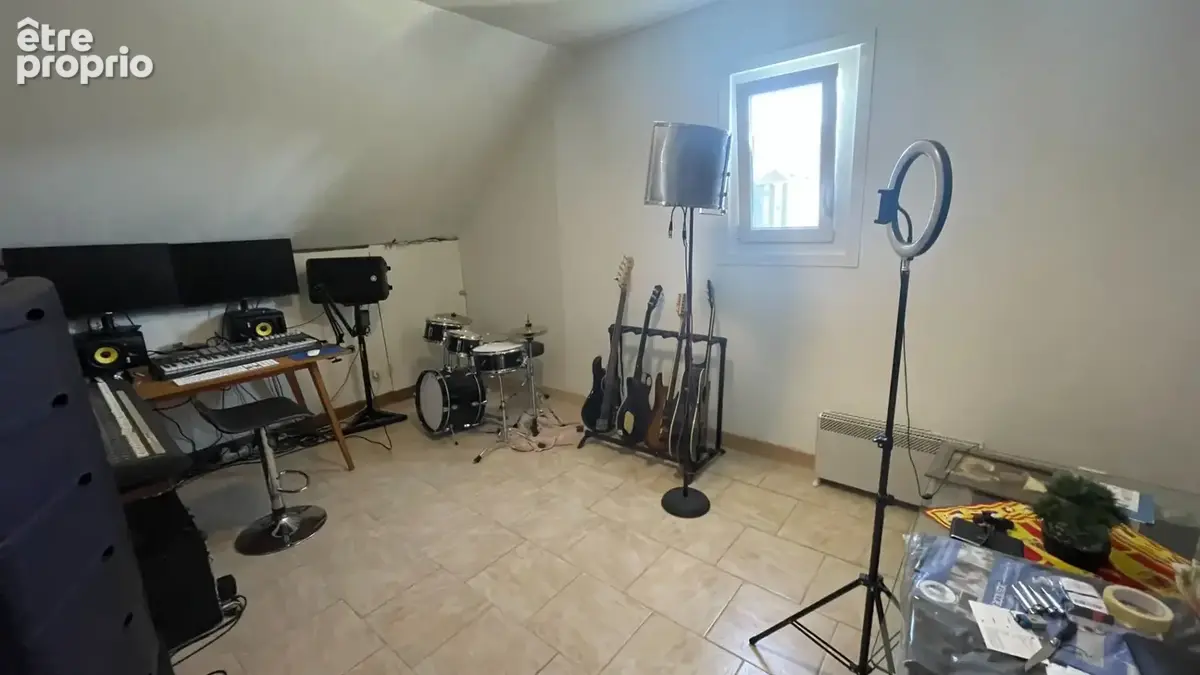 Belle Maison familiale à Bonneval de 147 m² - photo 8