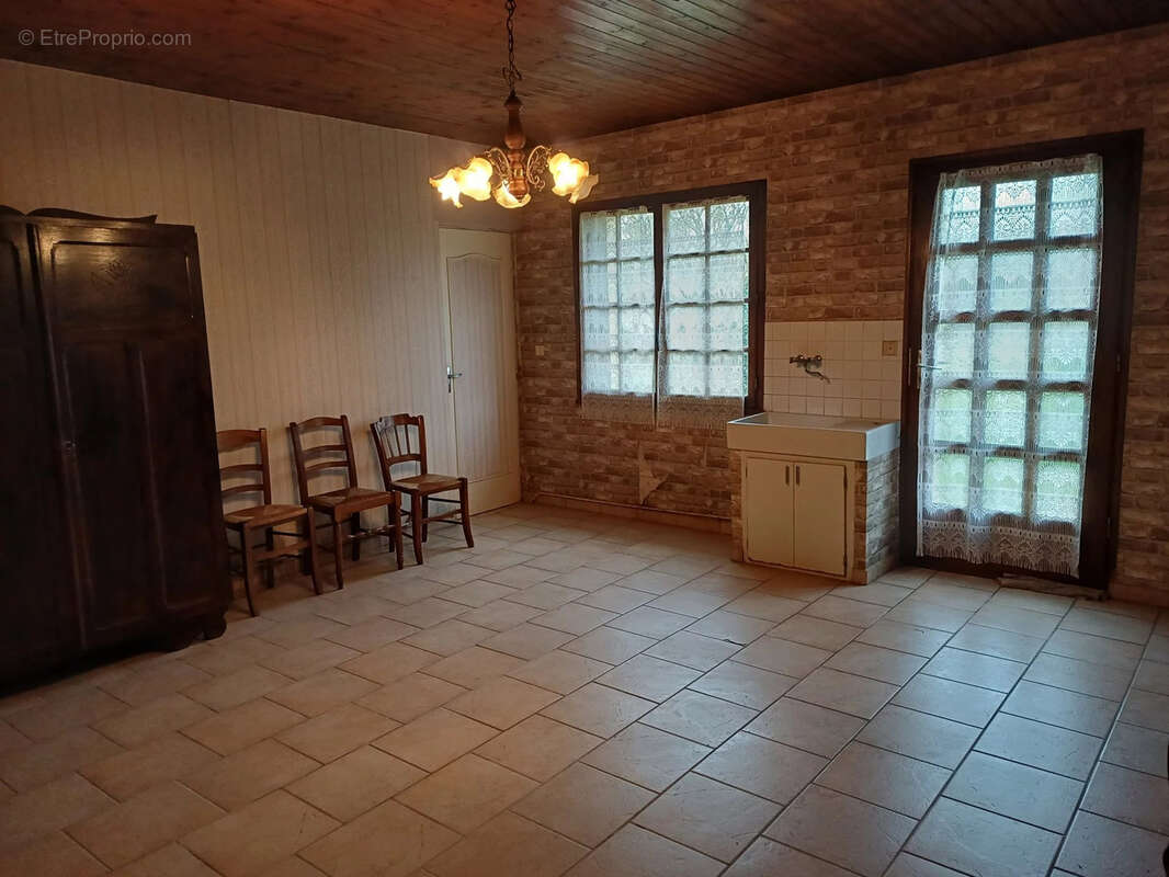 Maison à LA FAYE