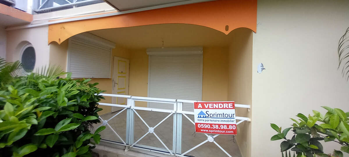 Appartement à BAIE-MAHAULT