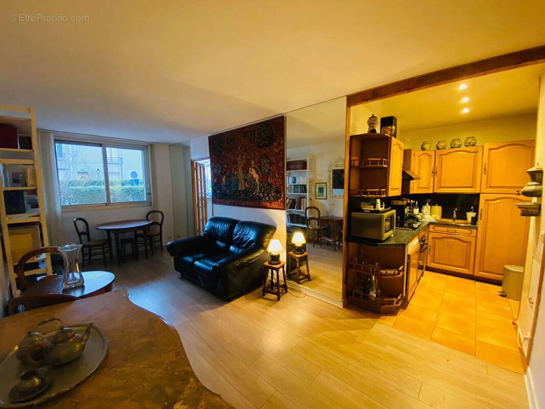 Appartement à NOGENT-SUR-MARNE