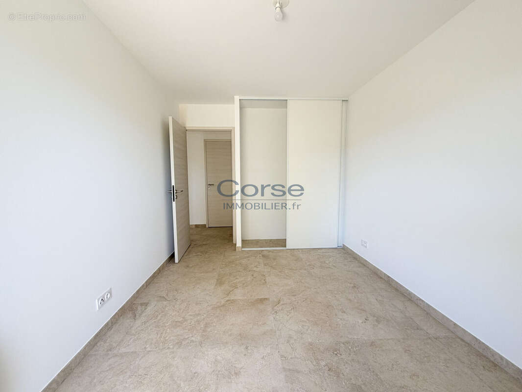 Appartement 73 m² à Ajaccio  - photo 8