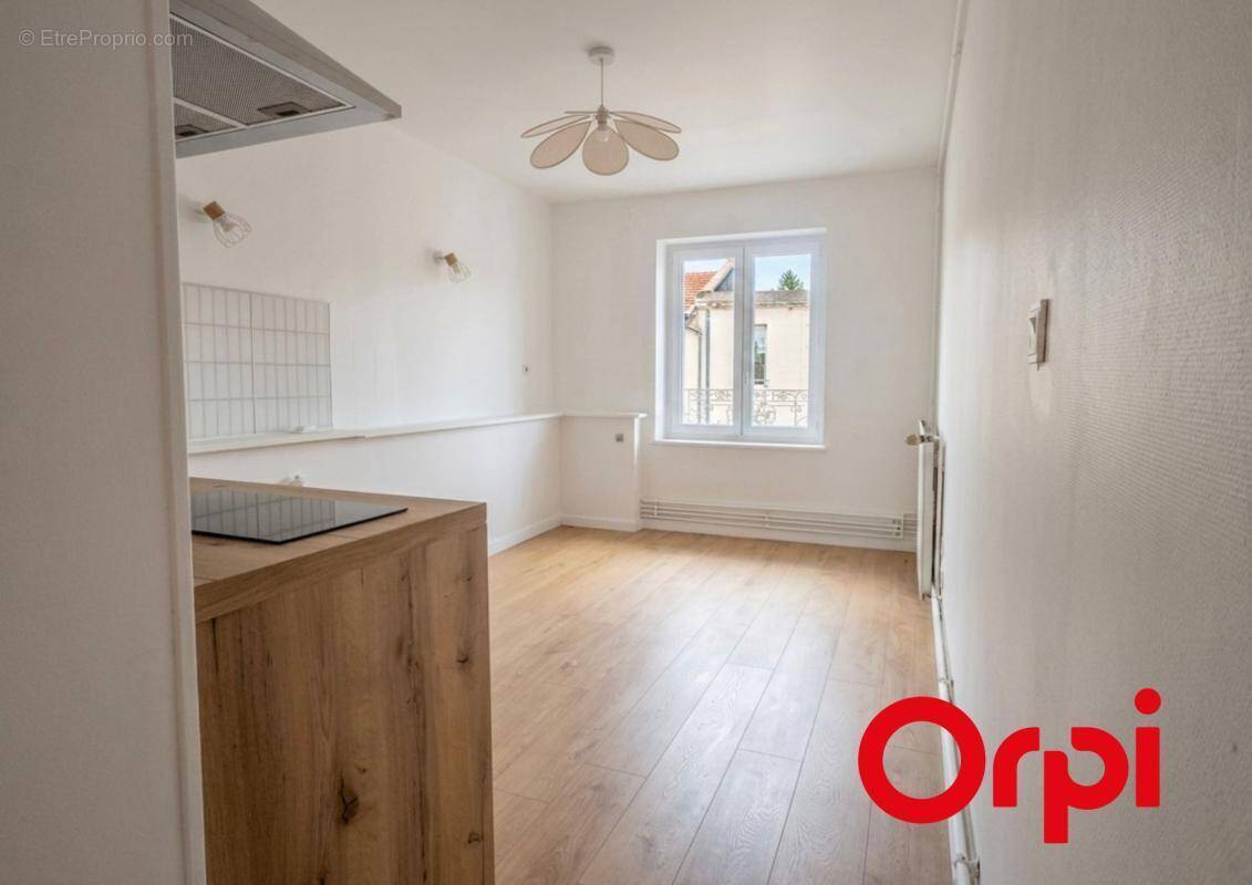 Appartement à LYON-8E