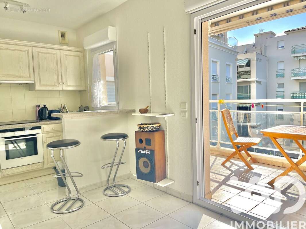 Appartement 45 m² à Saint-Raphael  - photo 4