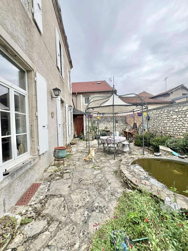 Maison Bourgeoise avec jardin et espace professionnel - photo 17