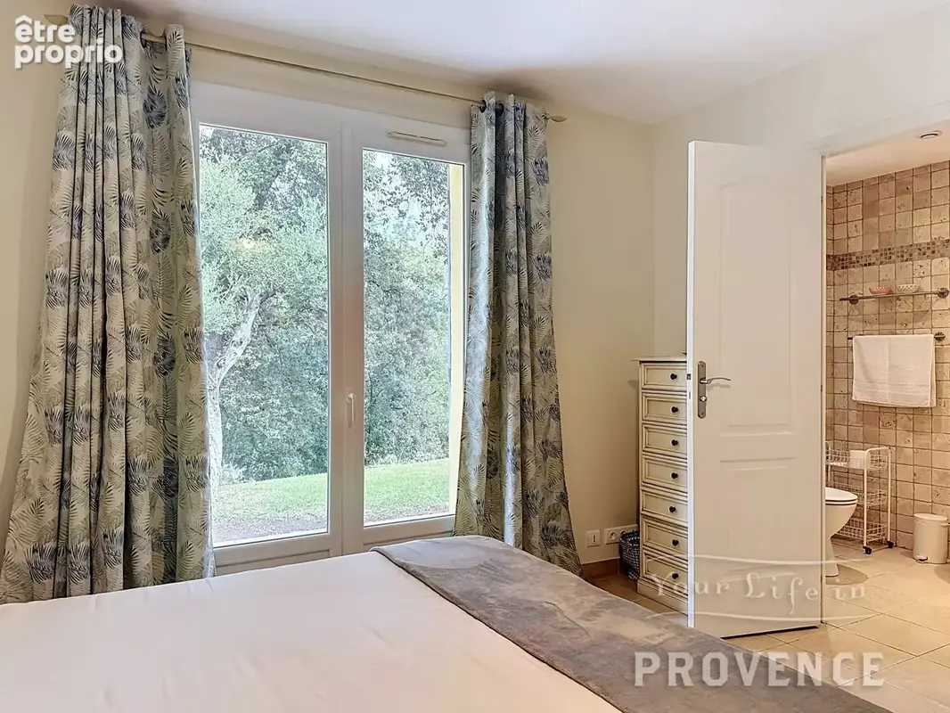 Au calme mais proche des commodité, belle villa avec studio et pisicne - photo 6