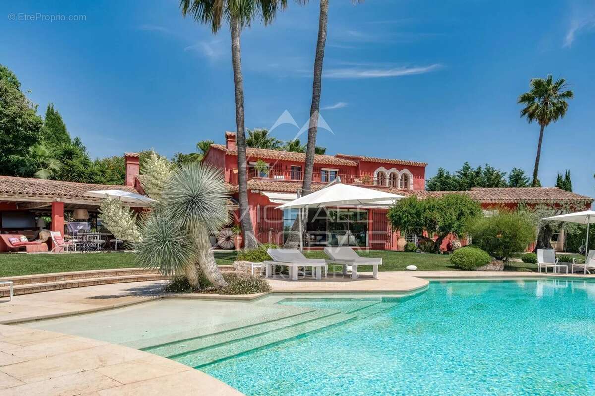 Maison à MOUGINS