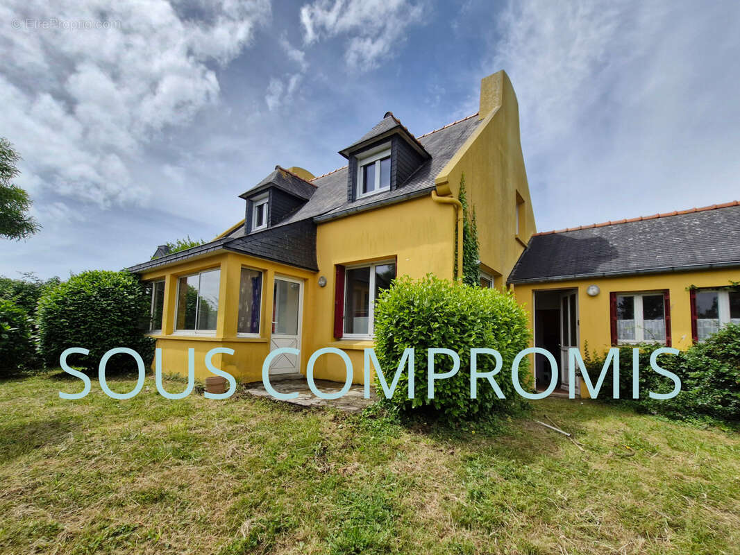 Maison à ROSCANVEL