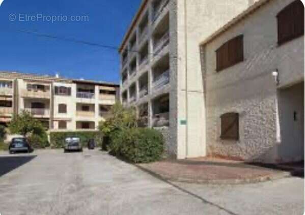 Appartement à SAINT-CYR-SUR-MER