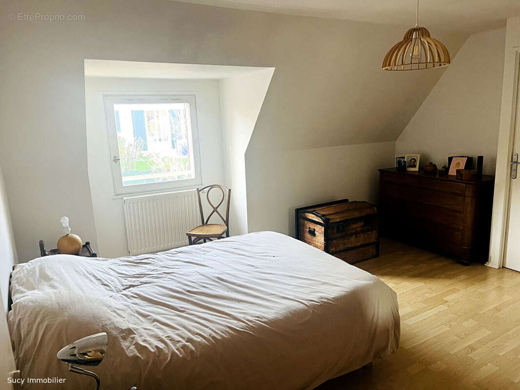 Maison à SUCY-EN-BRIE