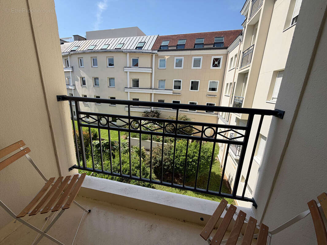 Appartement à MAISONS-LAFFITTE