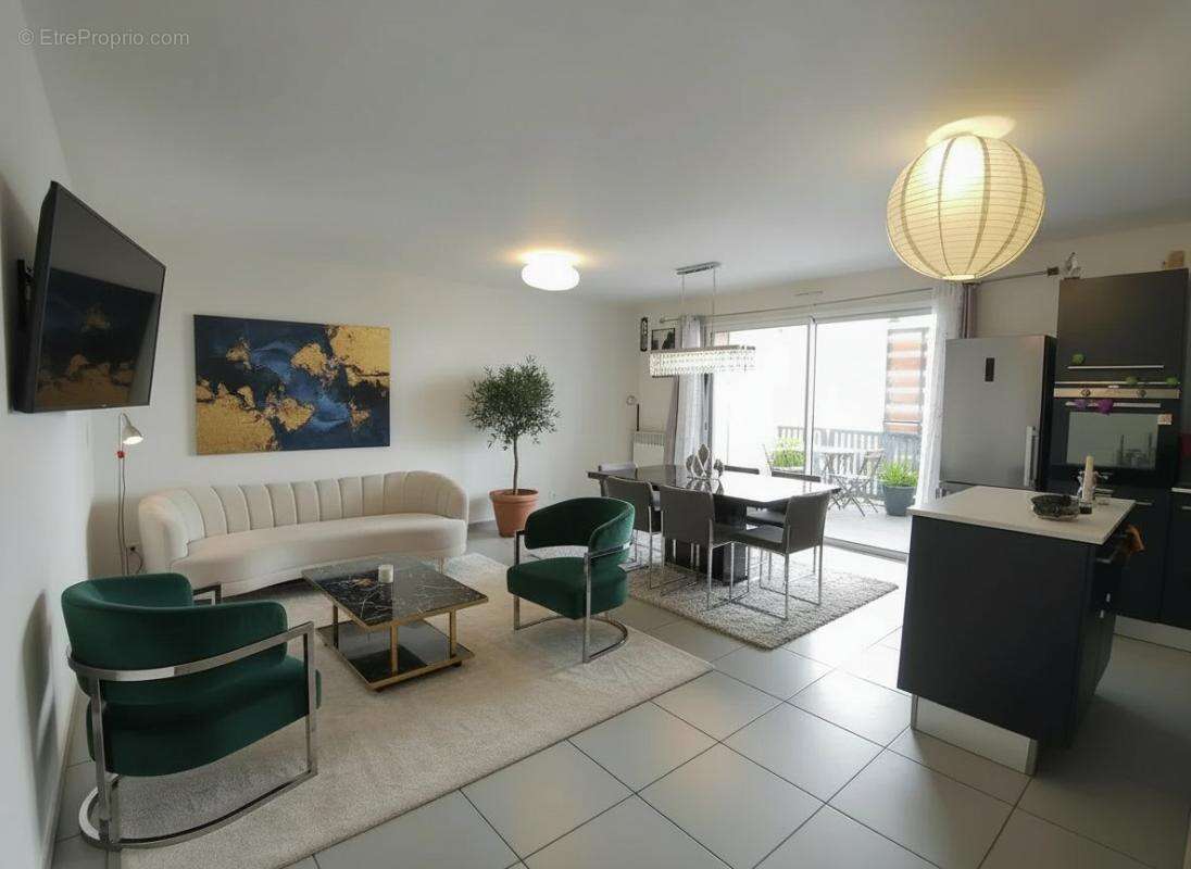 Appartement à LUC-LA-PRIMAUBE