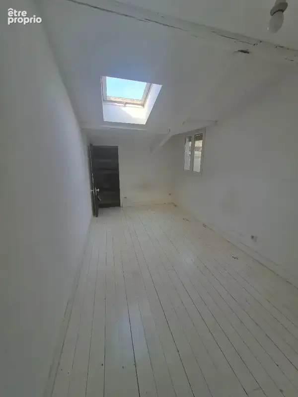 T2 Duplex 38m²  Place Carnot / Gare St Roch - photo 11