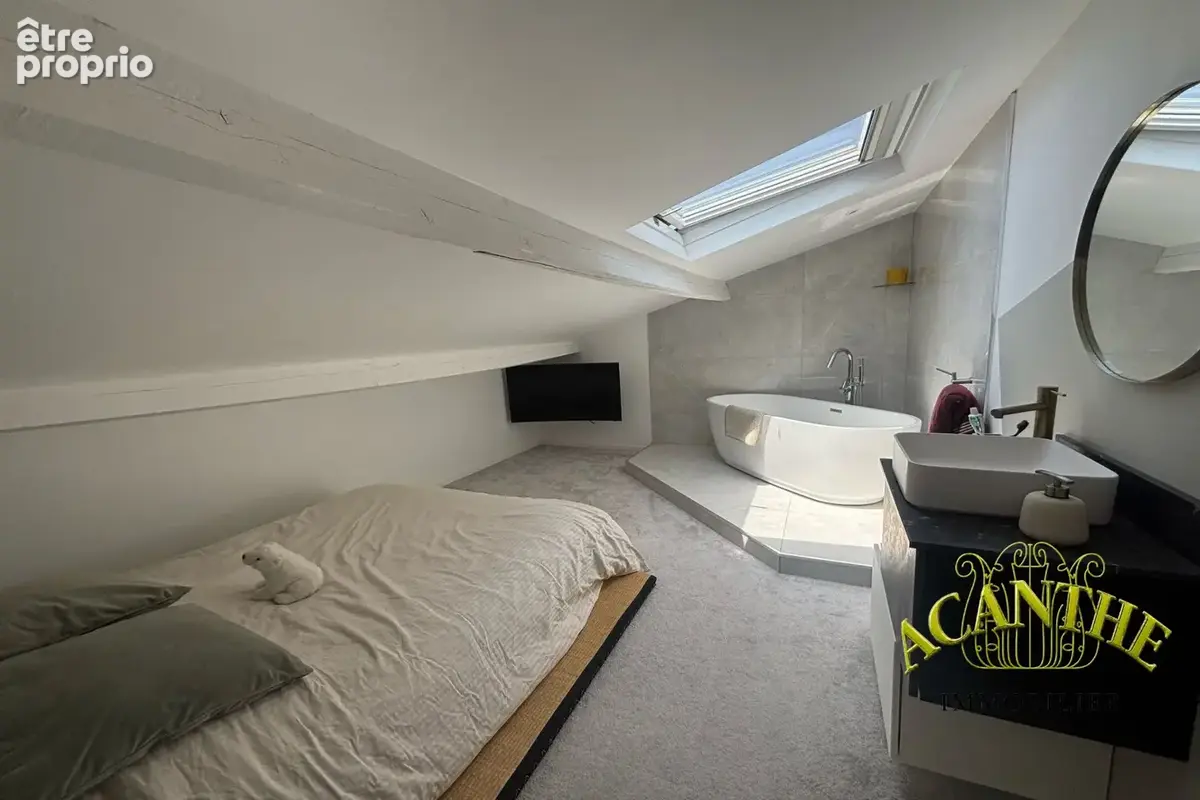 Maison 175 m² à Le Cres  - photo 9