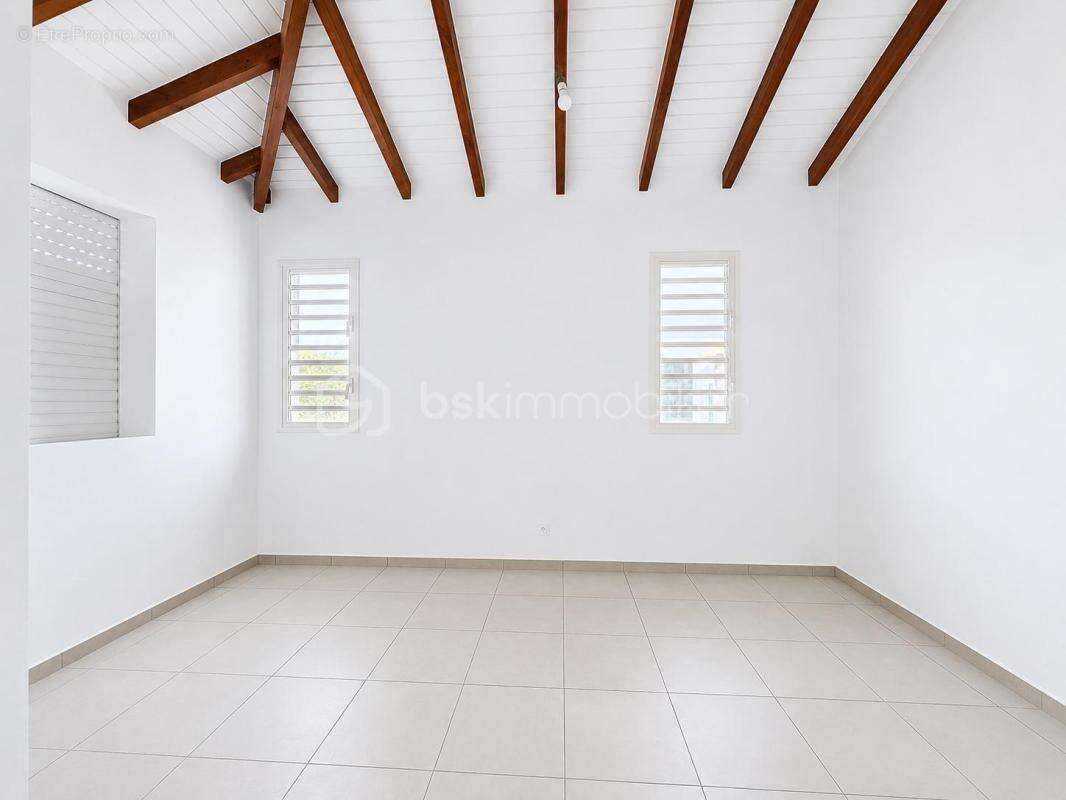 Opportunité ! Maison neuve 105 m2 - 3 chambres - Baie-Mahault - photo 5