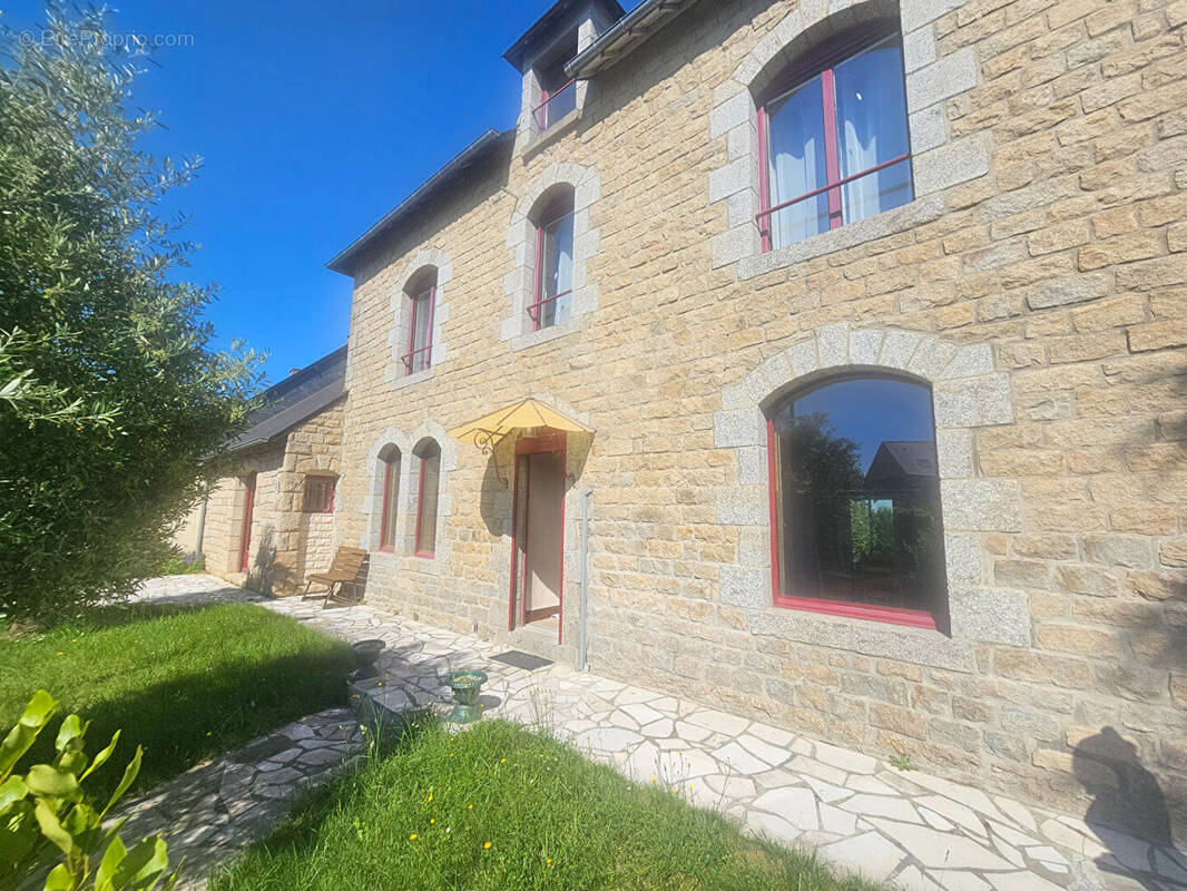 Maison à LANDEHEN