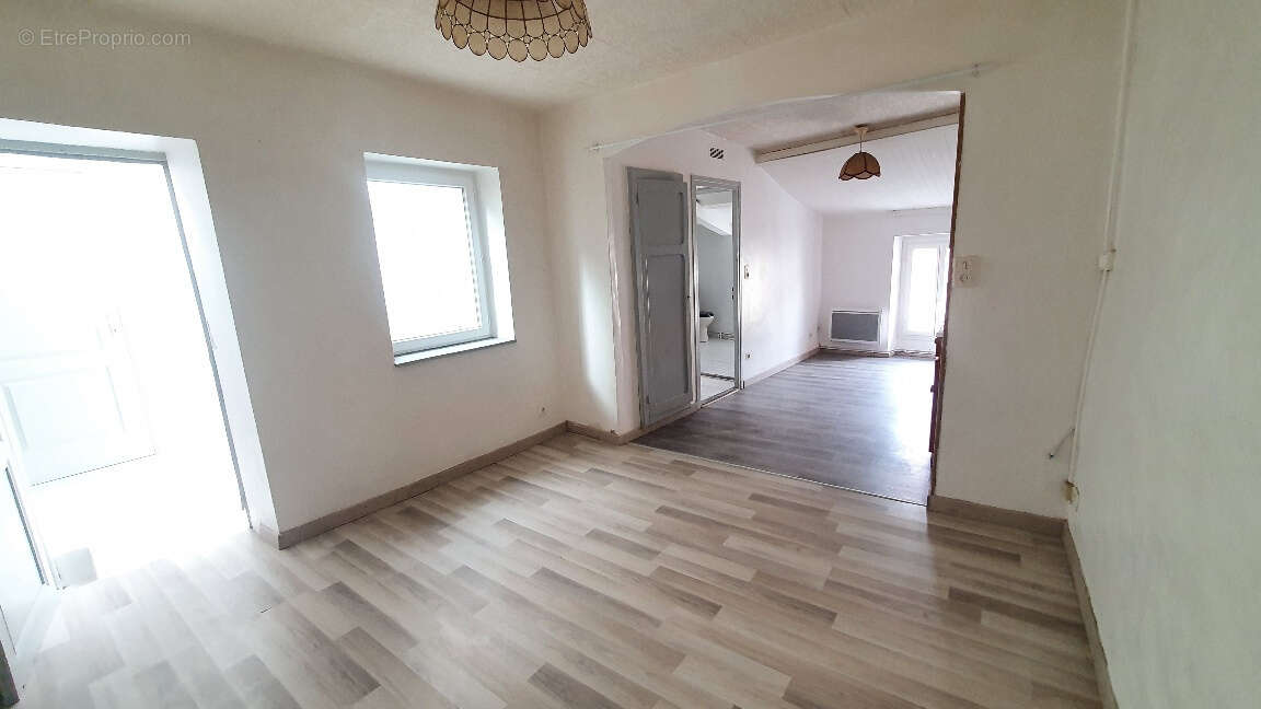 Appartement à SAINT-AFFRIQUE