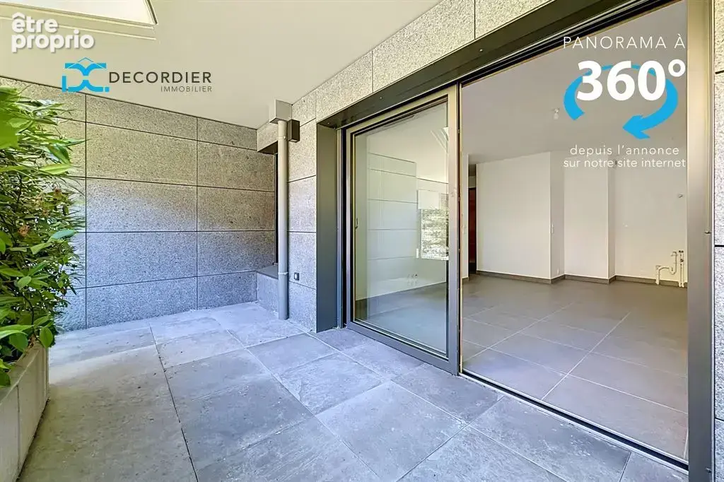 Appartement à EVIAN-LES-BAINS