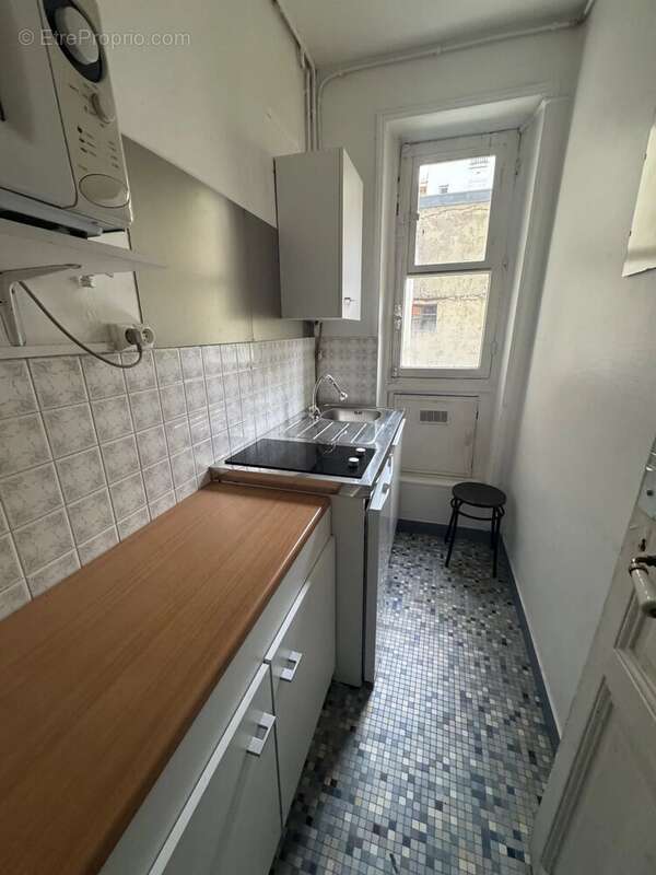 Appartement à PARIS-19E