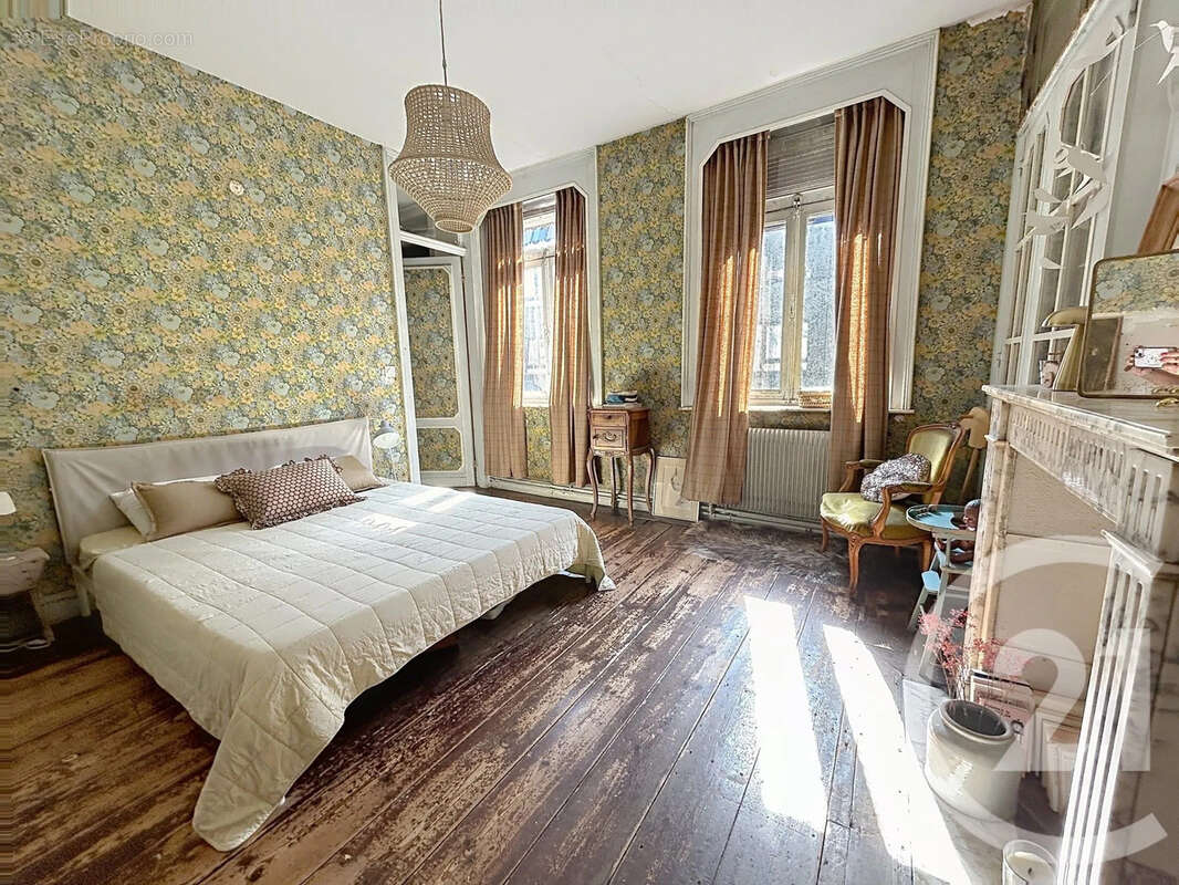 Maison 215 m² à Tourcoing  - photo 11