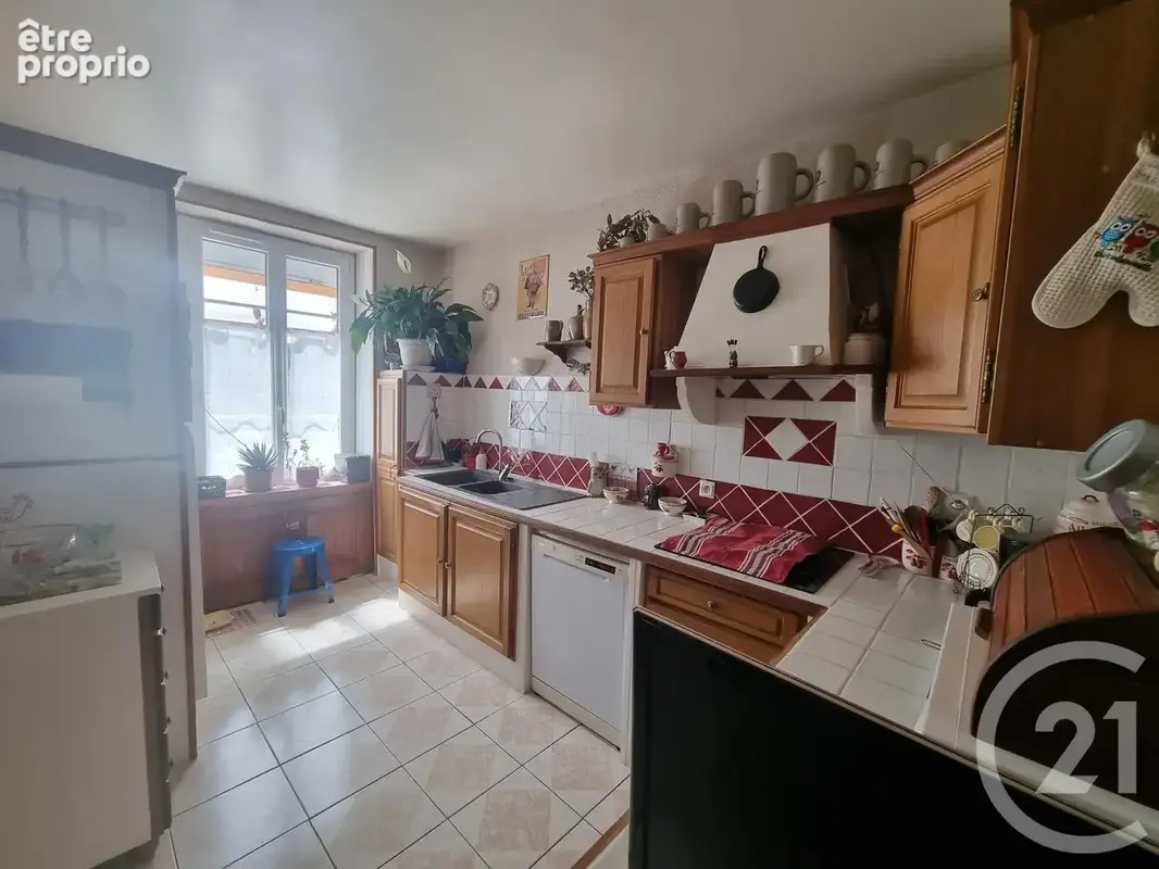 Maison 201 m² à Montsauche-Les-Settons  - photo 4