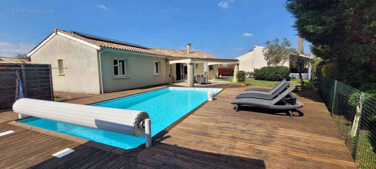 Maison à SAINT-DENIS-DE-PILE