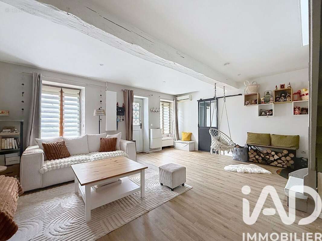 Photo 4 - Maison à SAINTRY-SUR-SEINE