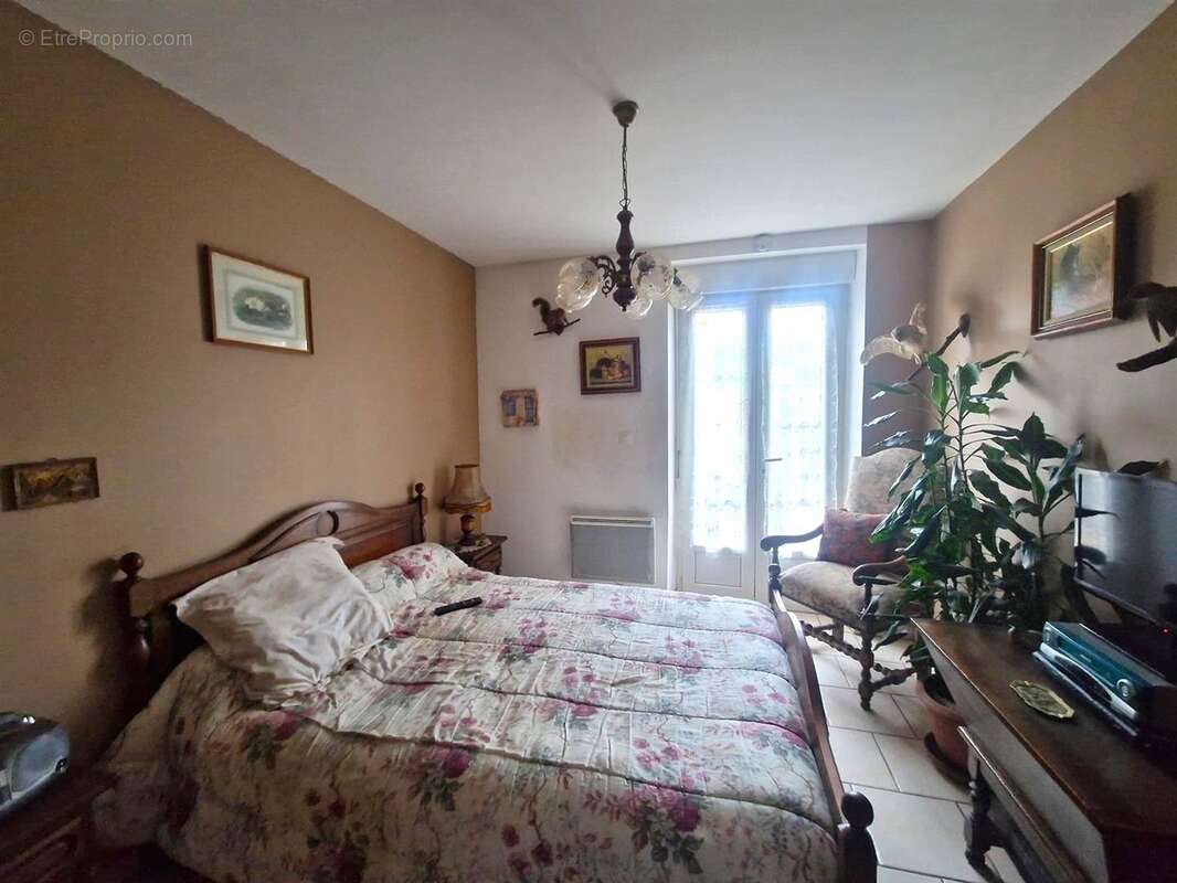 Appartement à SAINT-LUBIN-DES-JONCHERETS