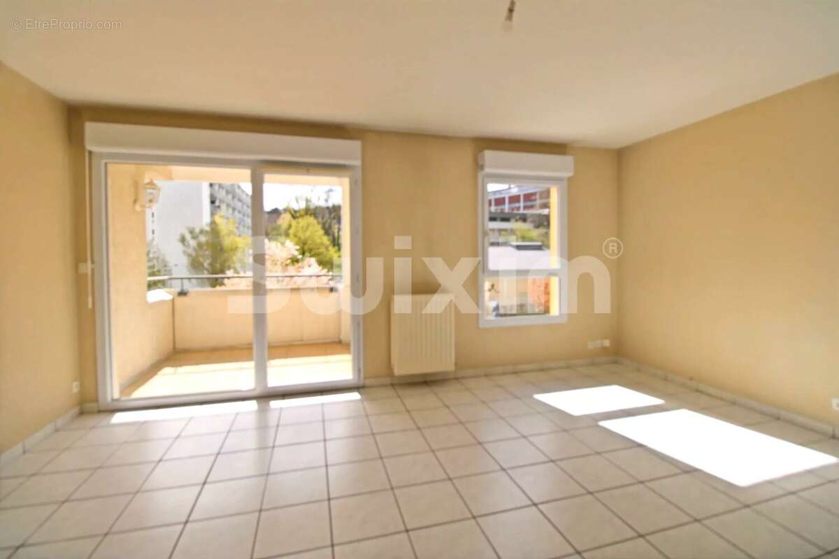 Appartement chambery centre-ville t3 - photo 3