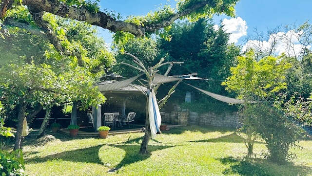 Maison à ENTRECHAUX