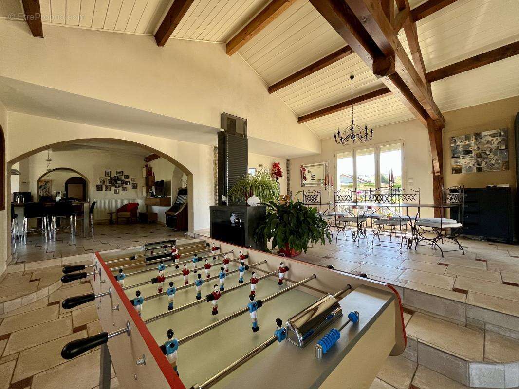 Maison à NOTRE-DAME-DE-L'OSIER