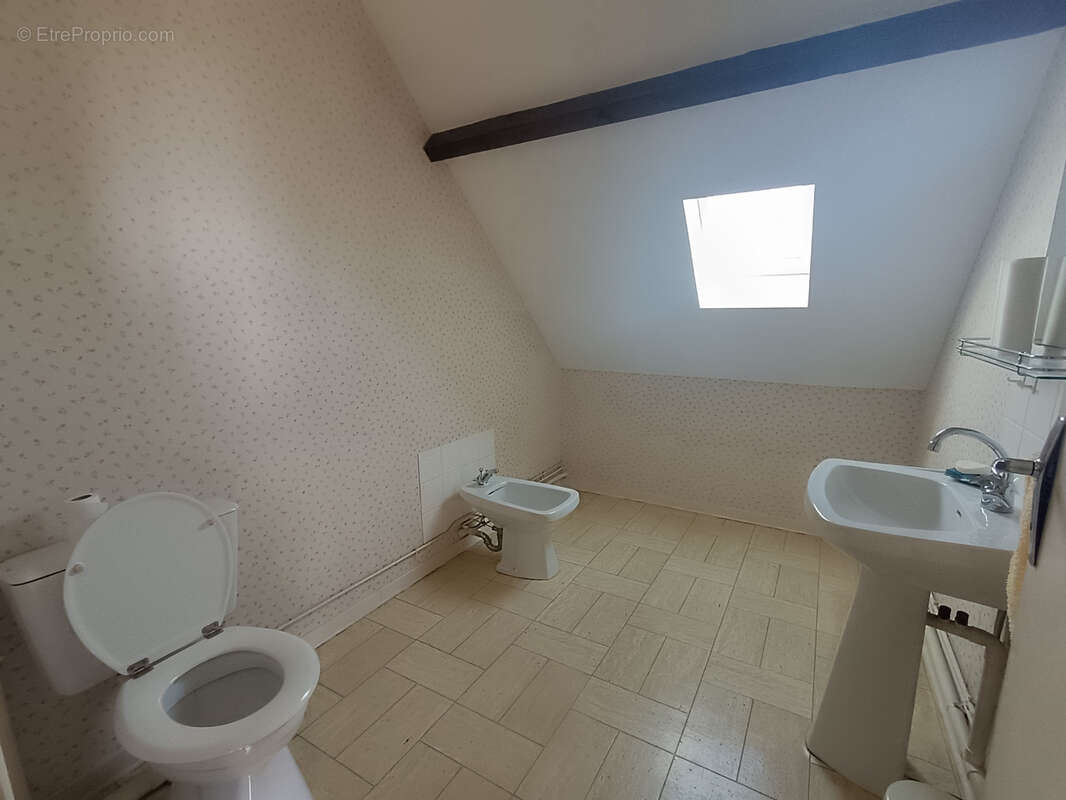 Maison à CHATELLERAULT