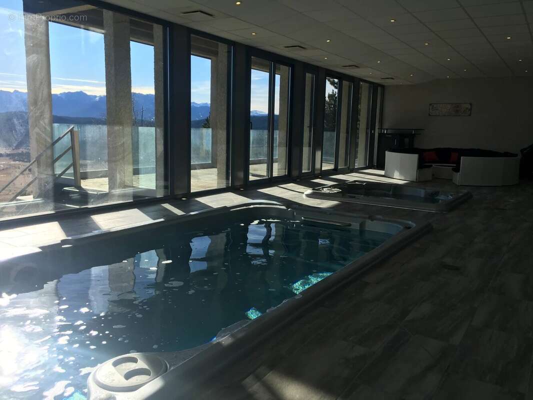 Maison à LES ANGLES