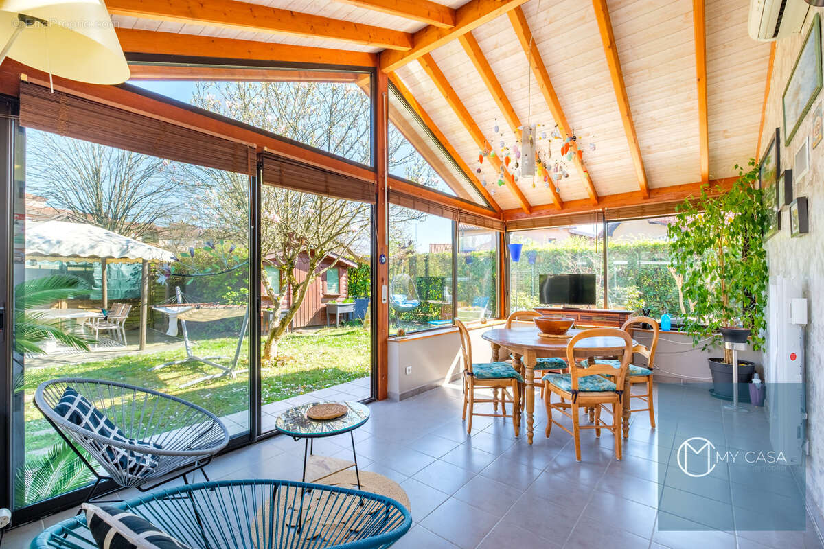 Maison à RILLIEUX-LA-PAPE