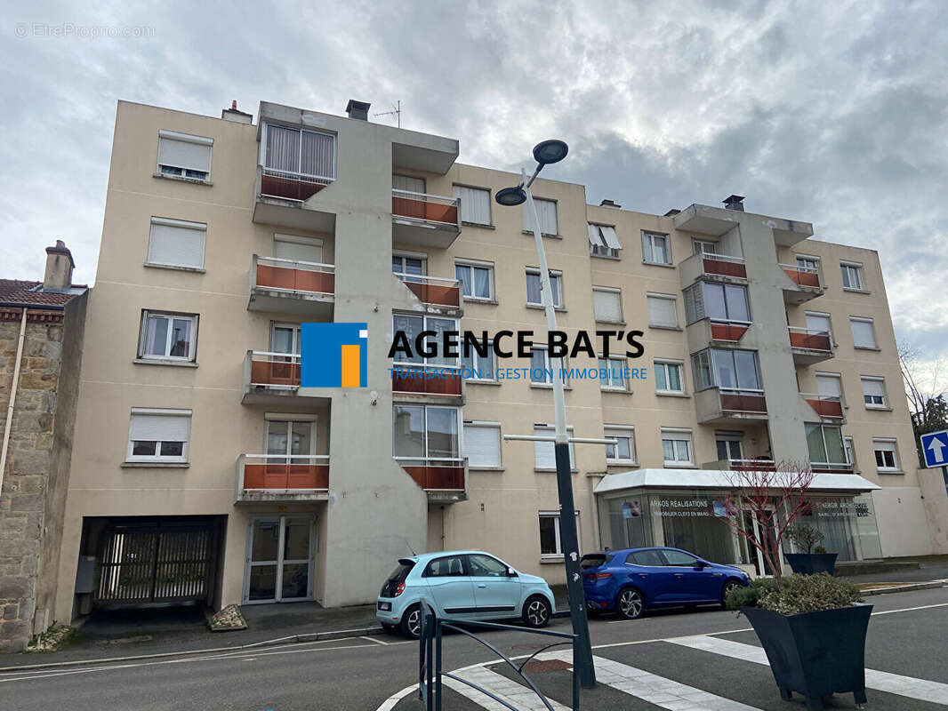 Photo 3 - Appartement à ROCHE-LA-MOLIERE