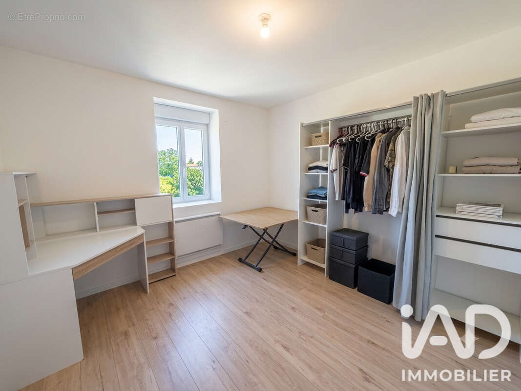Maison 108 m² à Ige  - photo 8