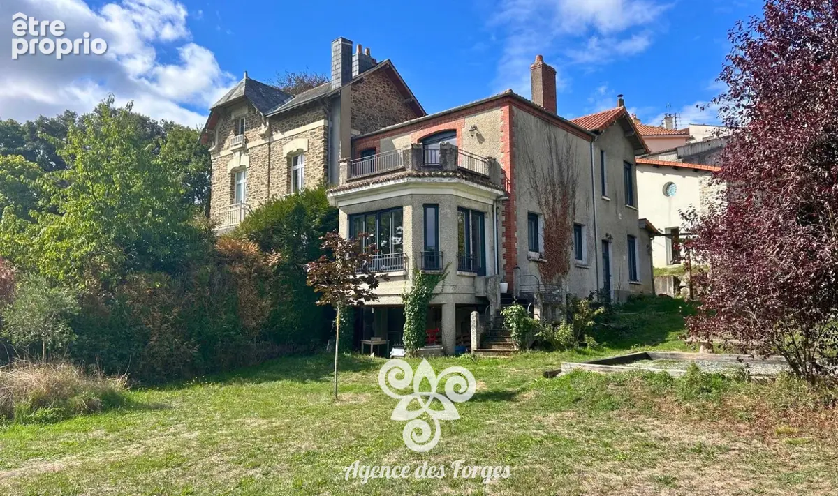 Photo Maison à Montrevault au prix de 265 000€
