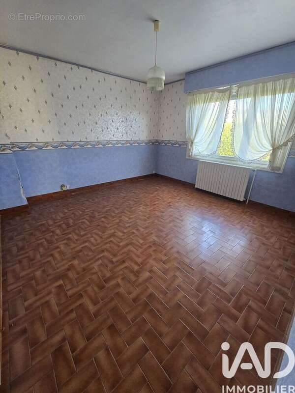 Maison 210 m² à Passy-Grigny  - photo 6