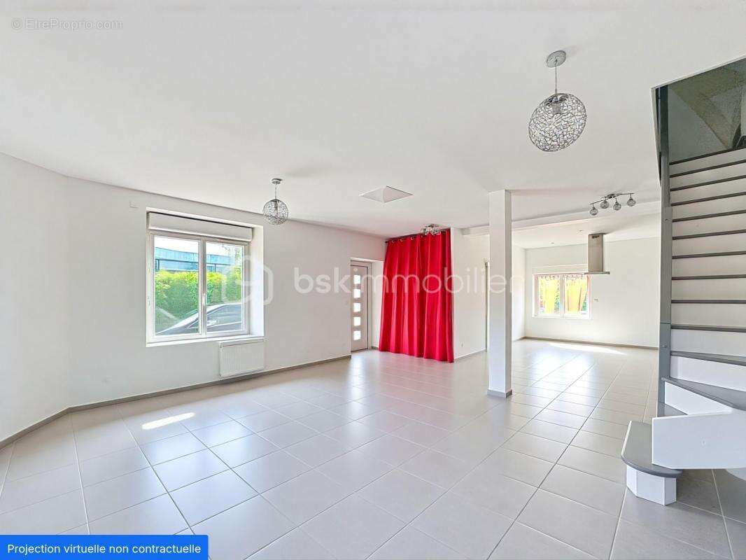 Maison à GARANCIERES