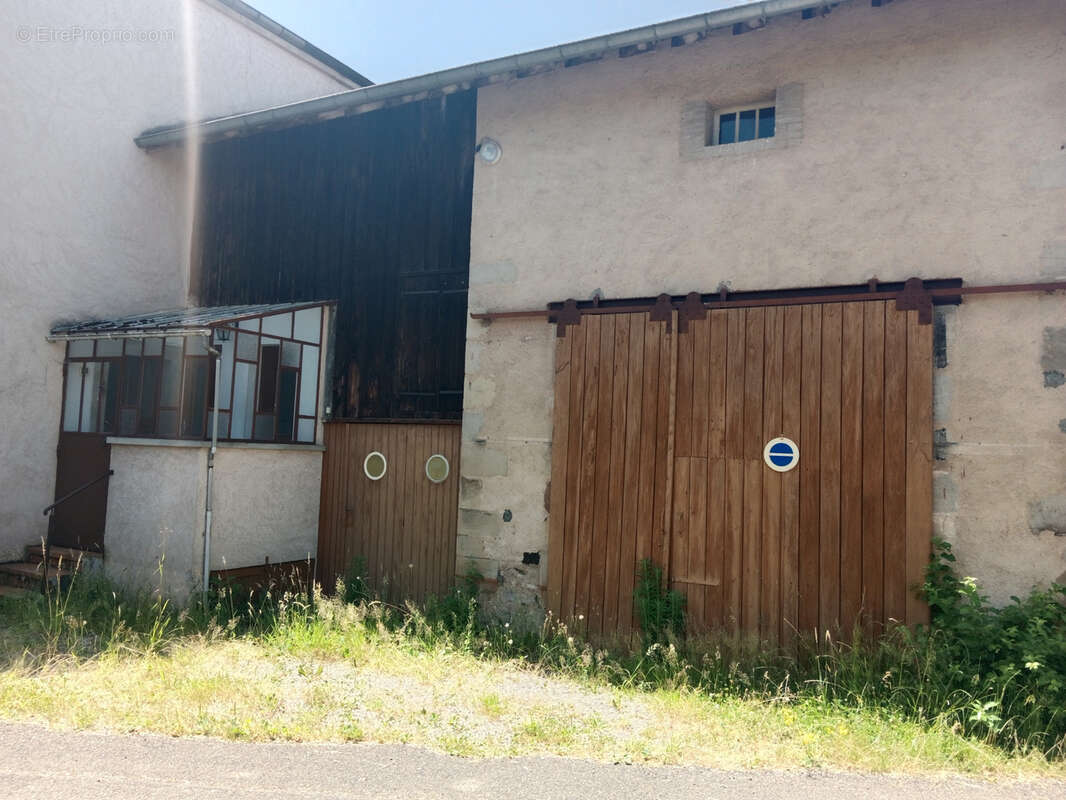 Maison à FOUGEROLLES