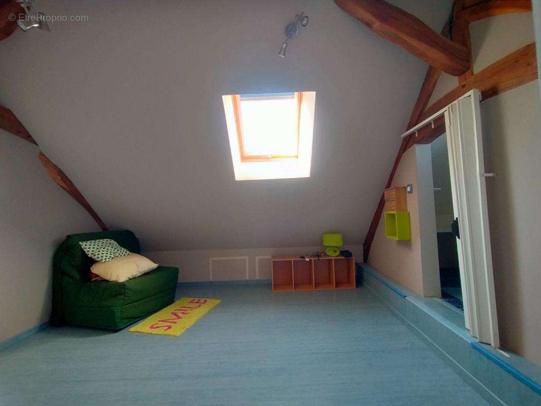 Maison à LE BREIL-SUR-MERIZE