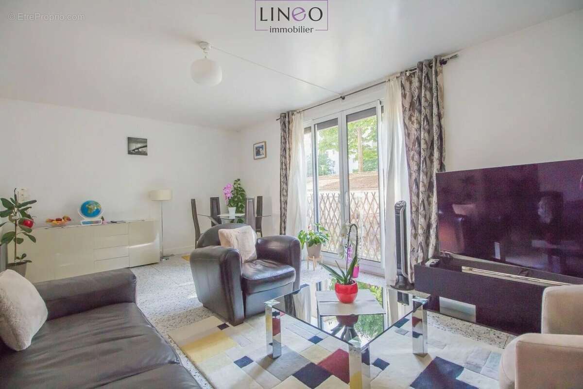 Appartement à CHOISY-LE-ROI