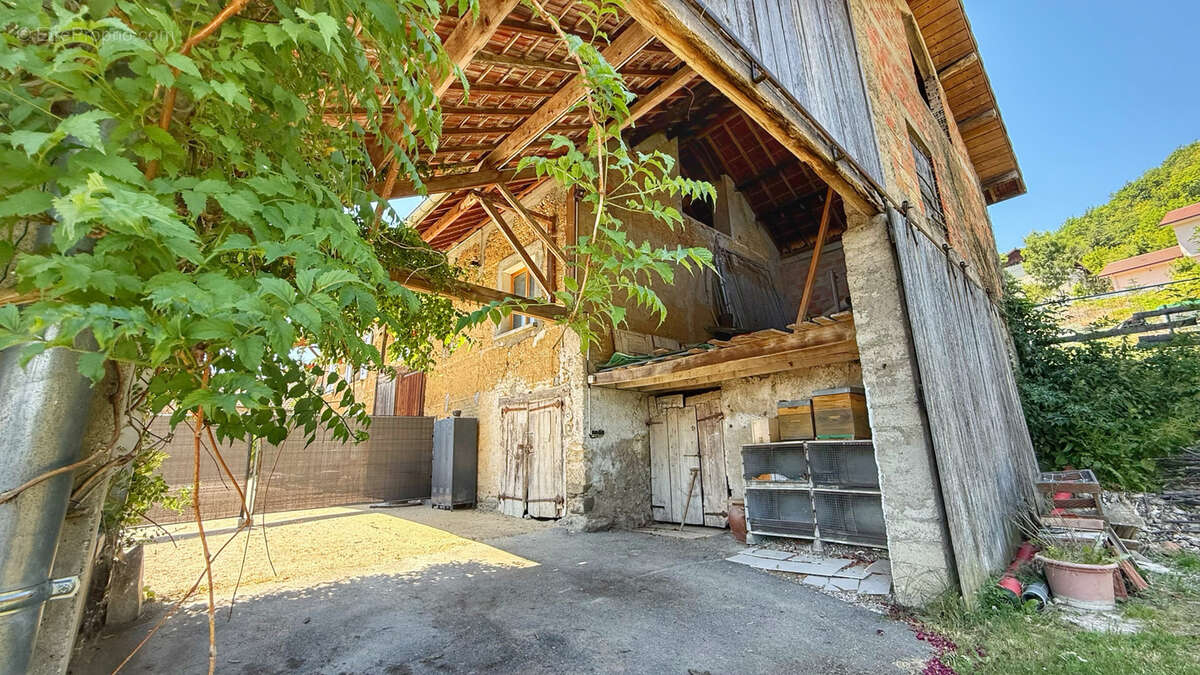 Maison à CHIRENS