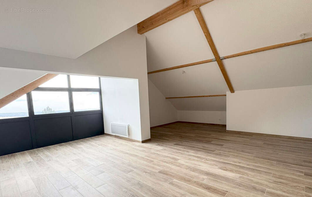 Appartement à LES ANGLES