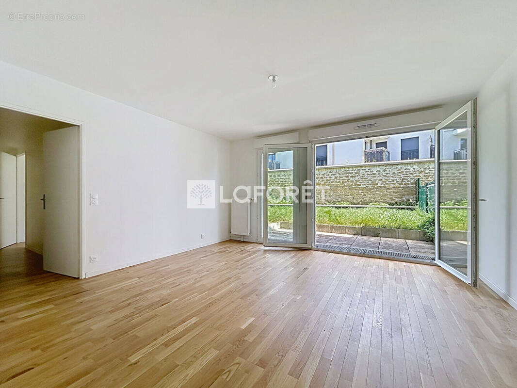Appartement à VERNEUIL-SUR-SEINE