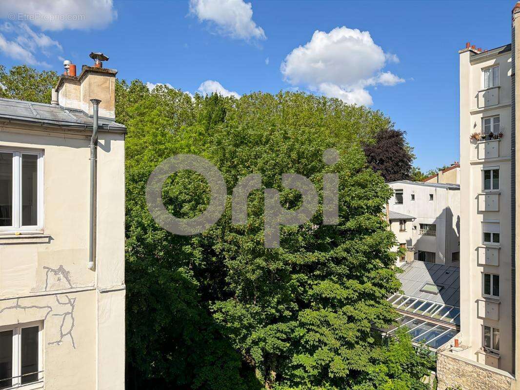 Appartement à PARIS-20E