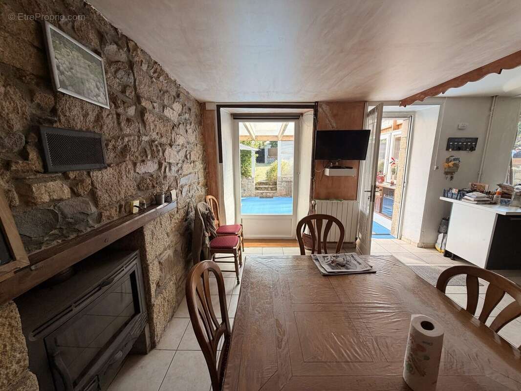 Maison 148 m² à Trevou-Treguignec  - photo 6