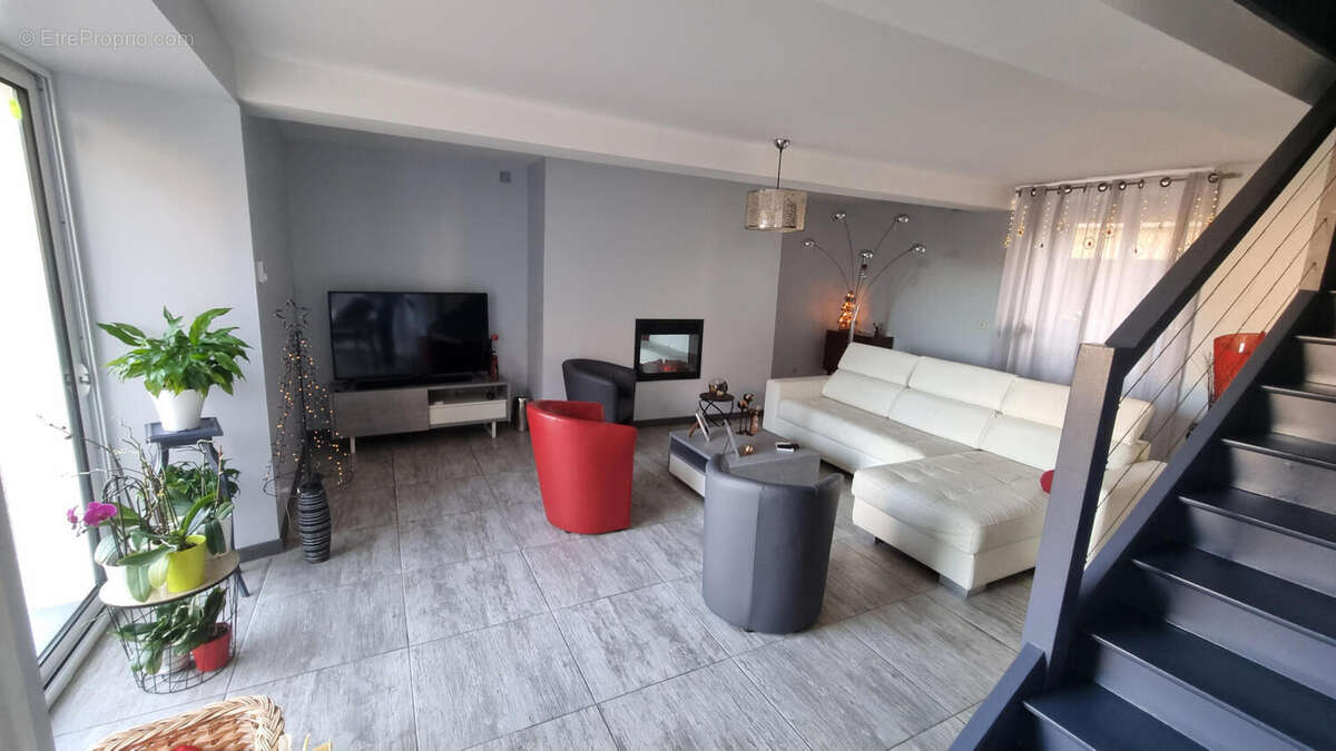 20251218_143549 - Maison à PIEGUT-PLUVIERS