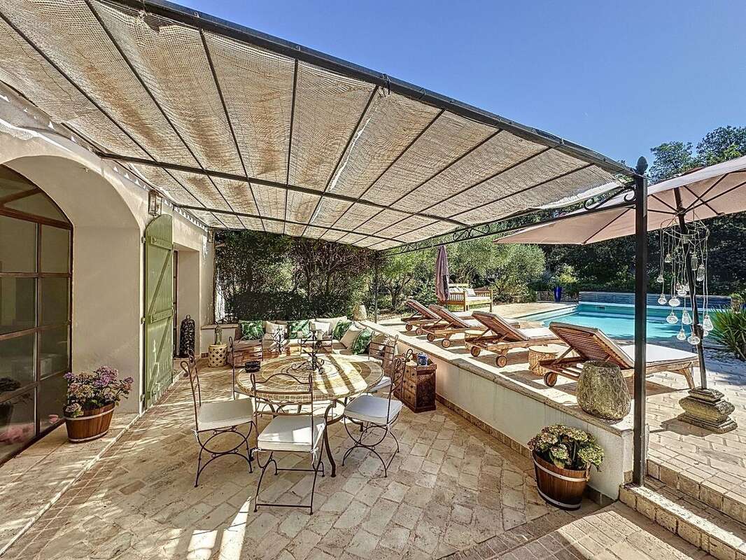 Maison à LORGUES