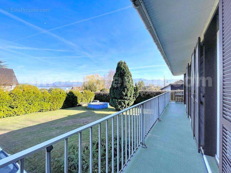 lac_leman_vu_maison_plage_excenevex_lotissement_calme_maison_individuelle_agence_immobilière_acheter_une_maison - Maison à EXCENEVEX