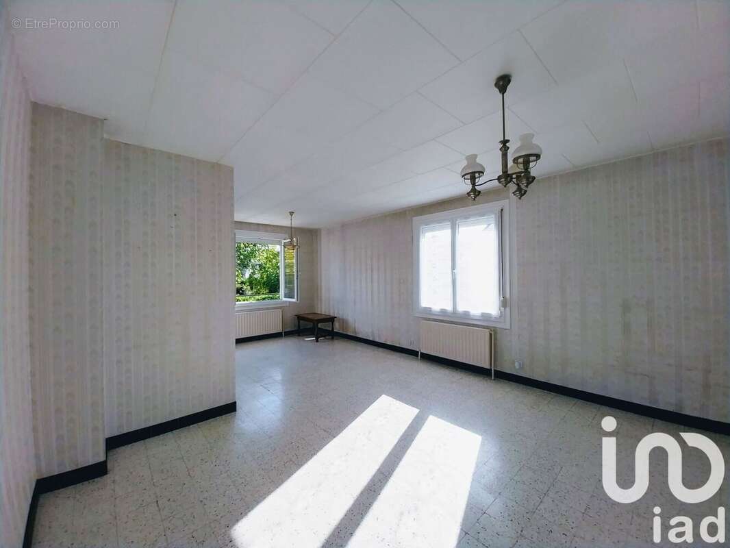 Photo 5 - Maison à VIC-SUR-AISNE